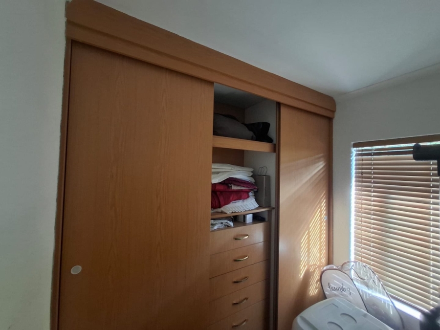 3 Bedroom Property for Sale in Safari Gardens North West